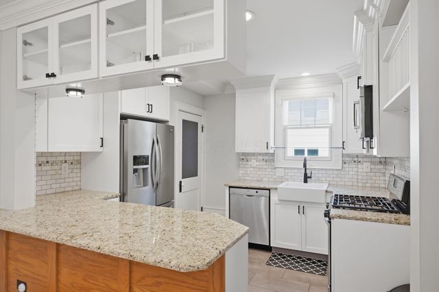 94 Acton Road, Columbus, OH 43214