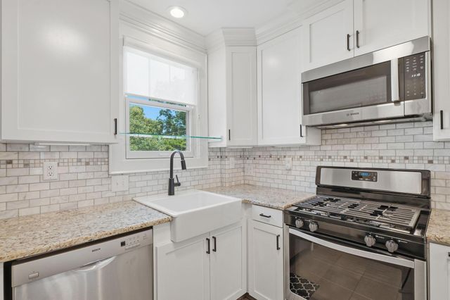 94 Acton Road, Columbus, OH 43214