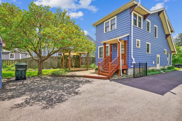 94 Acton Road, Columbus, OH 43214