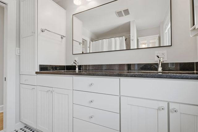 94 Acton Road, Columbus, OH 43214