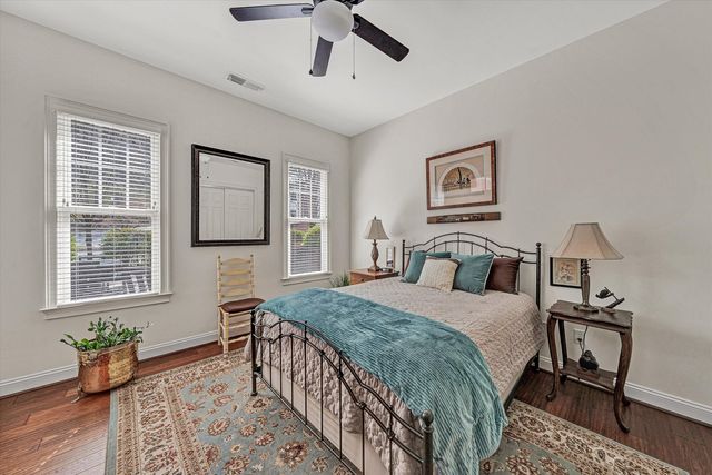 2125 Yellow Mountain Rd SE Apt 111, Roanoke, VA 24014