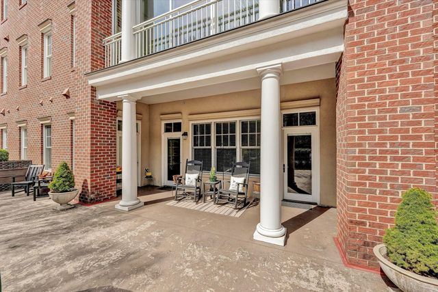 2125 Yellow Mountain Rd SE Apt 111, Roanoke, VA 24014