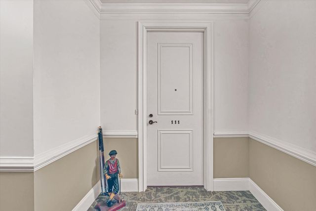 2125 Yellow Mountain Rd SE Apt 111, Roanoke, VA 24014