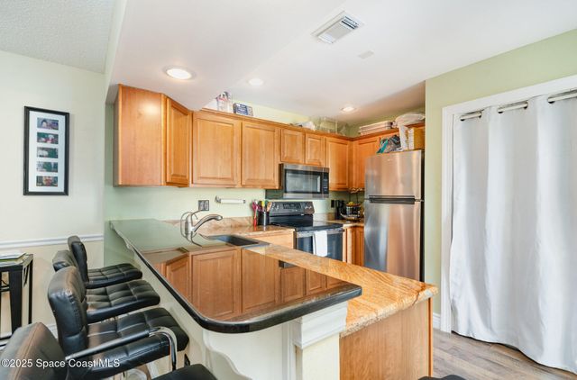 1010 Abada Court NE, 102, Palm Bay, FL 32905