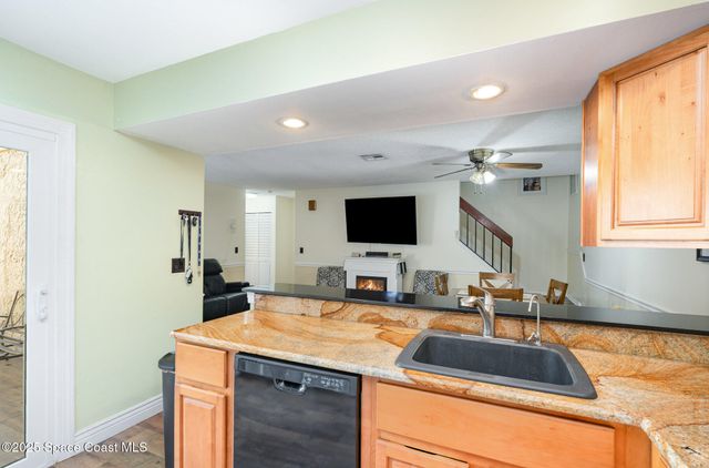 1010 Abada Court NE, 102, Palm Bay, FL 32905