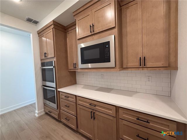 6619 King Oaks Boulevard, Salado, TX 76571