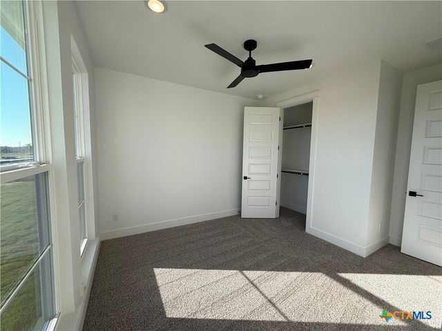 6619 King Oaks Boulevard, Salado, TX 76571