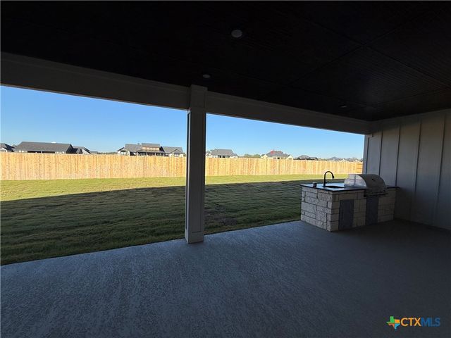 6619 King Oaks Boulevard, Salado, TX 76571