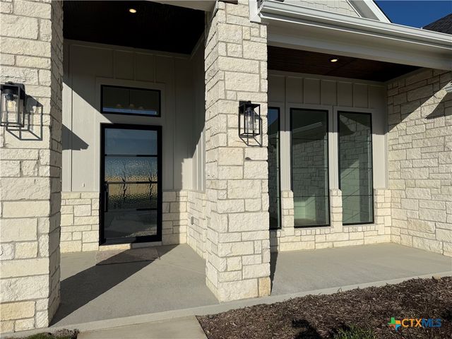 6619 King Oaks Boulevard, Salado, TX 76571