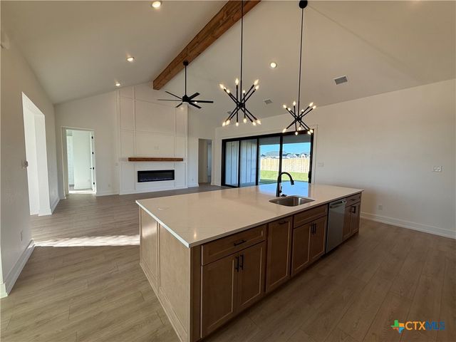 6619 King Oaks Boulevard, Salado, TX 76571