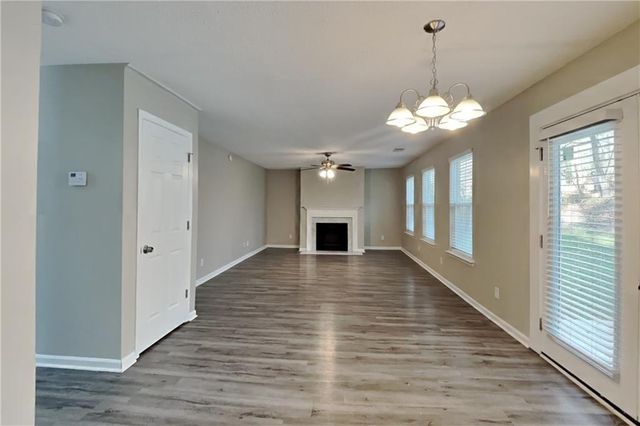 573 Grandview Circle, Powder Springs, GA 30127