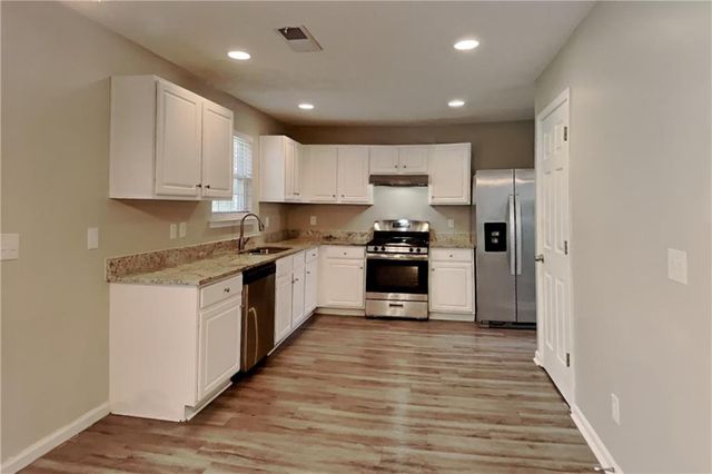 573 Grandview Circle, Powder Springs, GA 30127