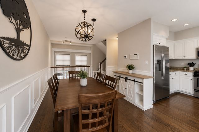 6816 W 65th Street 2, Chicago, IL 60638