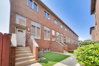 6816 W 65th Street 2, Chicago, IL 60638