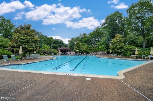 2210 SAYRE DR, Princeton, NJ 08540