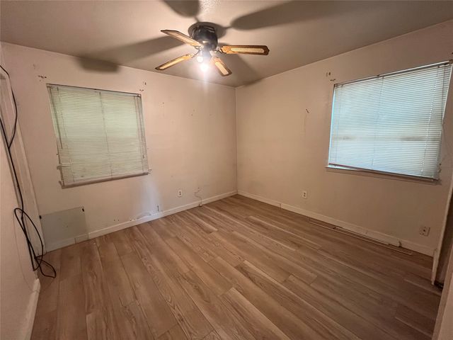 6808 Sweet Sue Lane, Dallas, TX 75241