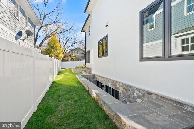 3108 6TH ST N, Arlington, VA 22201