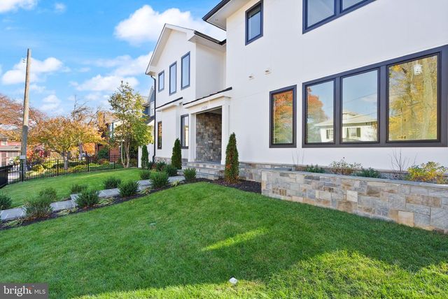 3108 6TH ST N, Arlington, VA 22201