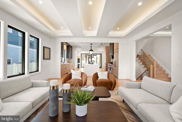 3108 6TH ST N, Arlington, VA 22201