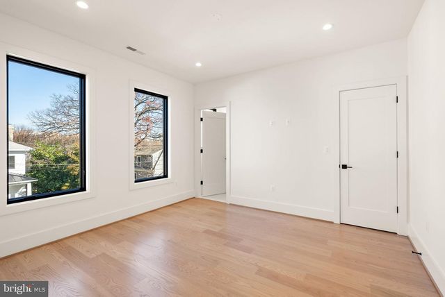 3108 6TH ST N, Arlington, VA 22201