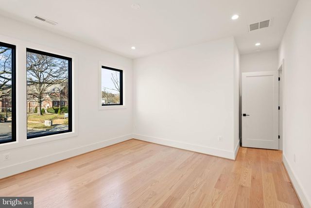 3108 6TH ST N, Arlington, VA 22201