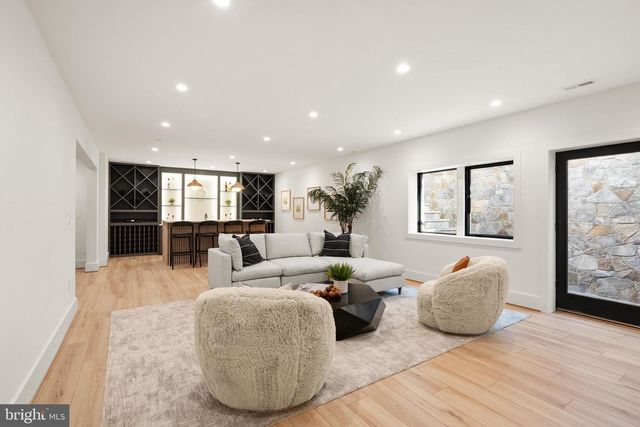 3108 6TH ST N, Arlington, VA 22201