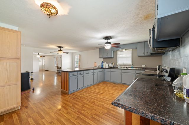 27653 US 127, Pikeville, TN 37367
