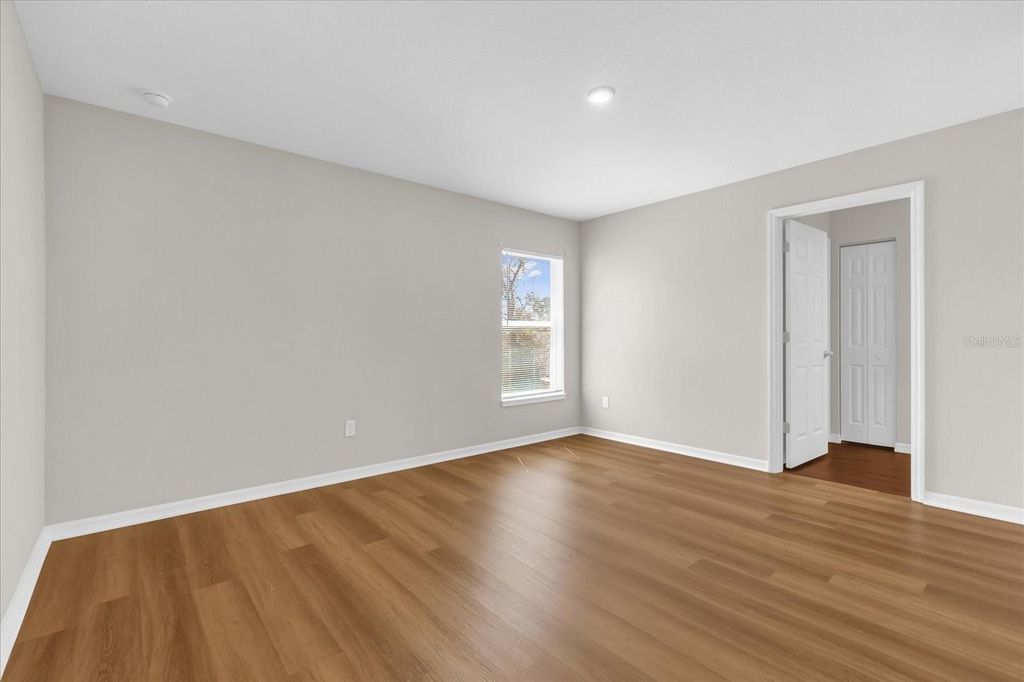 Image 13 of property listing at 260 MARION OAKS GOLF WAY, Ocala, FL 34473