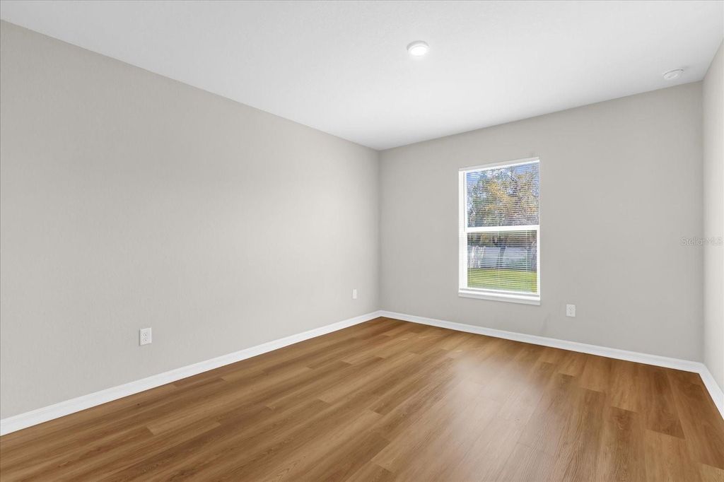 Image 20 of property listing at 260 MARION OAKS GOLF WAY, Ocala, FL 34473