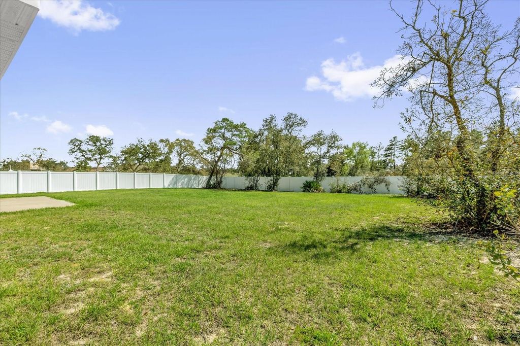 Image 21 of property listing at 260 MARION OAKS GOLF WAY, Ocala, FL 34473