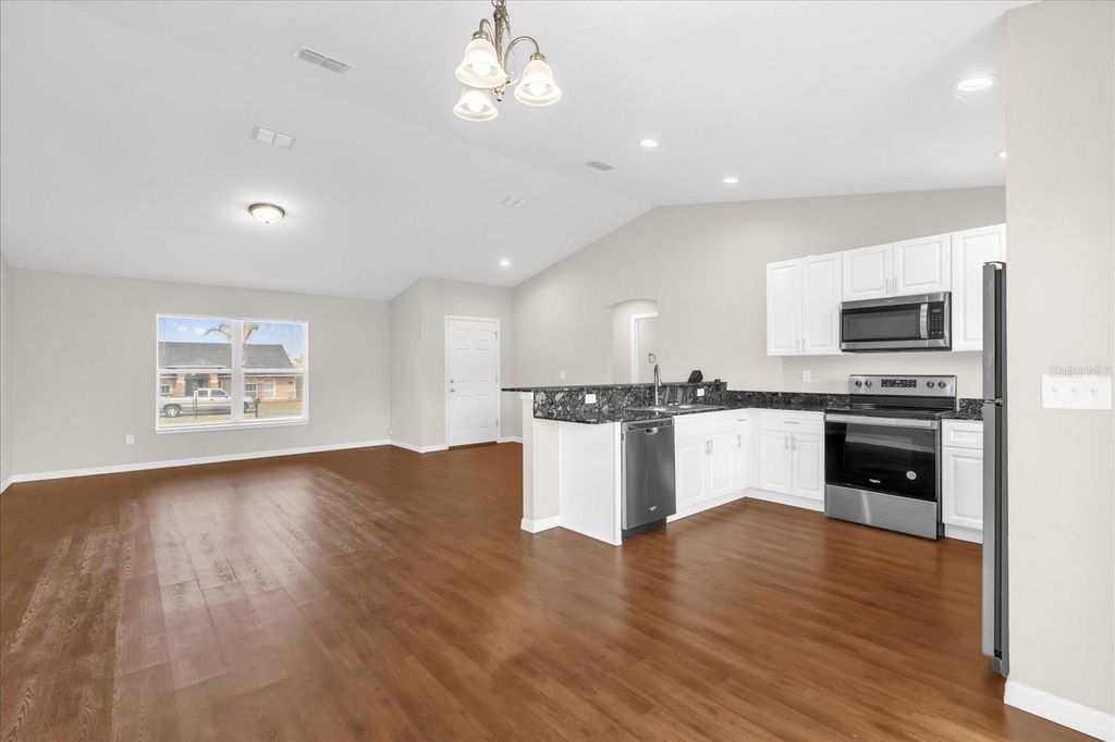 Image 7 of property listing at 260 MARION OAKS GOLF WAY, Ocala, FL 34473