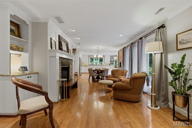 41 Beaver Drive, Creve Coeur, MO 63141