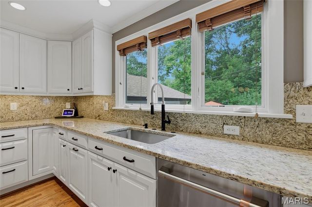 41 Beaver Drive, Creve Coeur, MO 63141