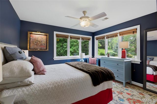 41 Beaver Drive, Creve Coeur, MO 63141