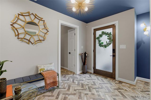 41 Beaver Drive, Creve Coeur, MO 63141