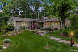 41 Beaver Drive, Creve Coeur, MO 63141