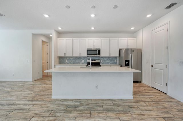 5724 IRON BRAND ROAD, St Cloud, FL 34771