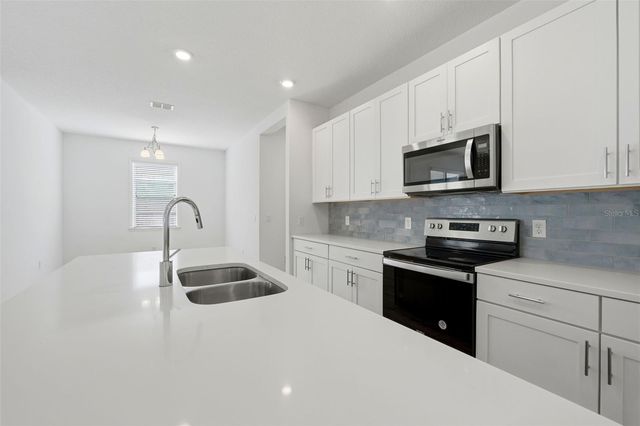 5724 IRON BRAND ROAD, St Cloud, FL 34771