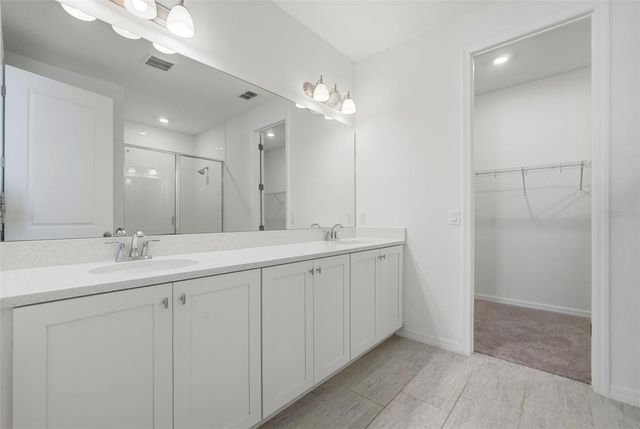 5724 IRON BRAND ROAD, St Cloud, FL 34771