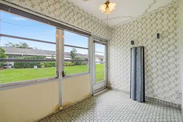 1043 NW 85th Avenue B-4, Plantation, FL 33322