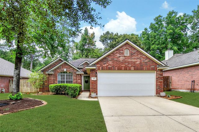 15 Wintergrass Place, The Woodlands, TX 77382