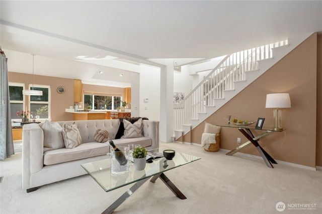 15920 NE 51st St, Redmond, WA 98052