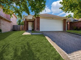 571 Majestic Park Lane, Cedar Hill, TX 75104