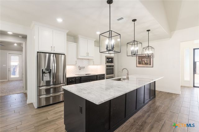 4048 Turning Leaf Drive, Nolanville, TX 76559