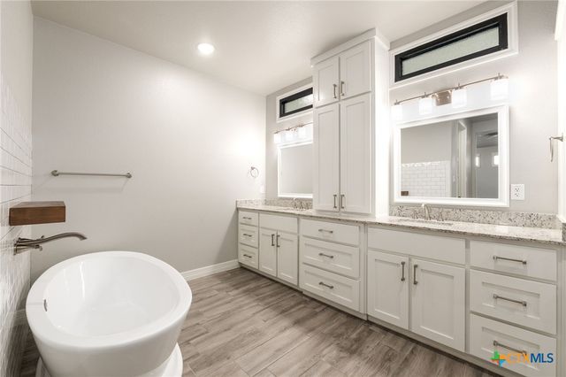 4048 Turning Leaf Drive, Nolanville, TX 76559