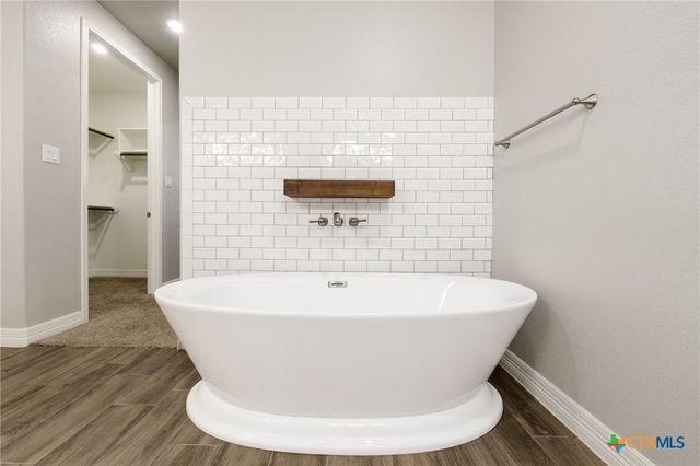 4048 Turning Leaf Drive, Nolanville, TX 76559