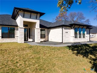 4048 Turning Leaf Drive, Nolanville, TX 76559