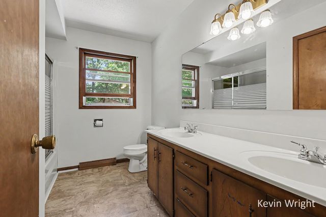 2450 Benston Road, Whitehall, MI 49461