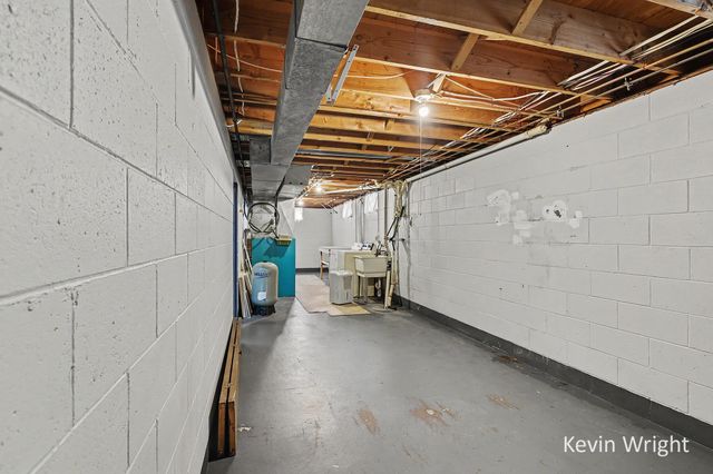 2450 Benston Road, Whitehall, MI 49461