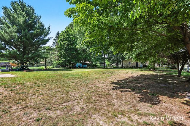 2450 Benston Road, Whitehall, MI 49461